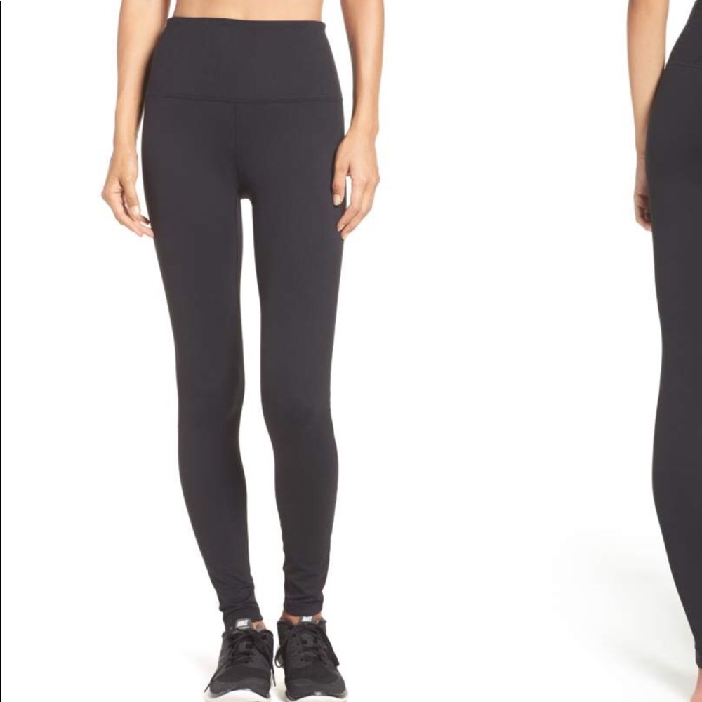 Zella Live In High Waist Legging (Small)